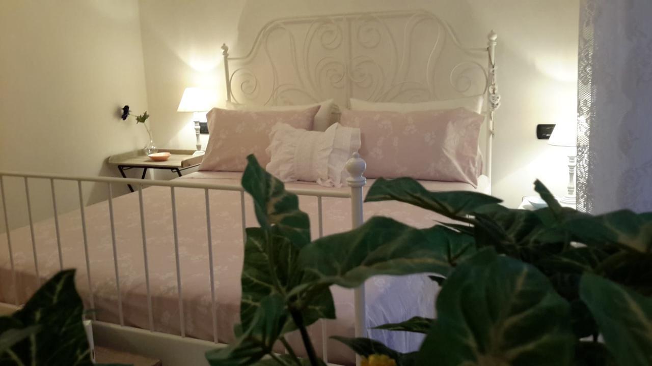 Beti House Heart'S And Roses Rooms Ponte Galeria Dış mekan fotoğraf